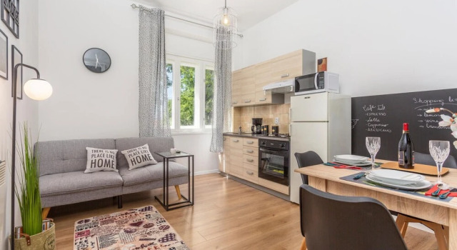 Nice Apartment in Rijeka With Wifi and 1 Bedrooms, Забронировать Апартаменты/квартира Риека Приморско-Горанская жупания