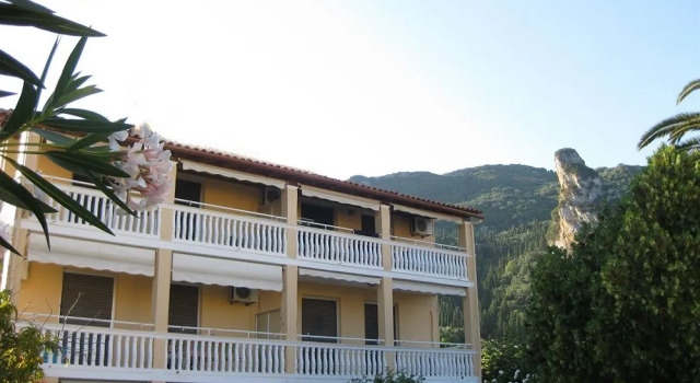Danae Apartments