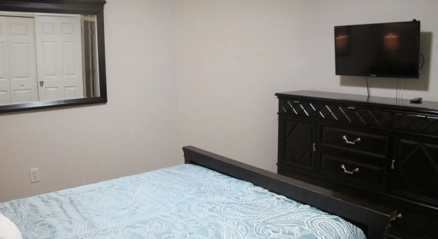 Lake Berkley 7BR Pool Home LB988