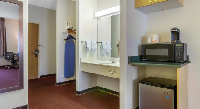 Номер Standard Spark by Hilton Lakewood Denver Southwest