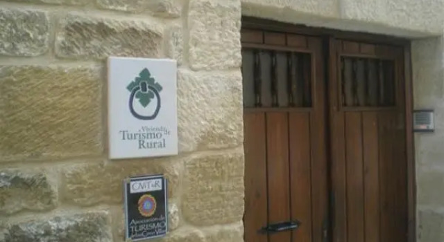 Casa Rural Azulete, Book Hotel Hotels in Aragon with Parking, Parking