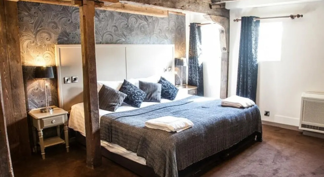 The Riverside Inn, Забронировать Отель Челмсфорд Эссекс, рядом с Anglia Ruskin University - Business School