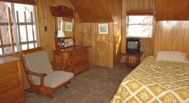 096 Sawmill Cove Lodge Home