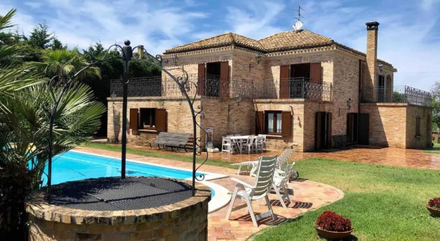 Вилла Villa con piscina in Abruzzo - A 7 minuti dal Mare