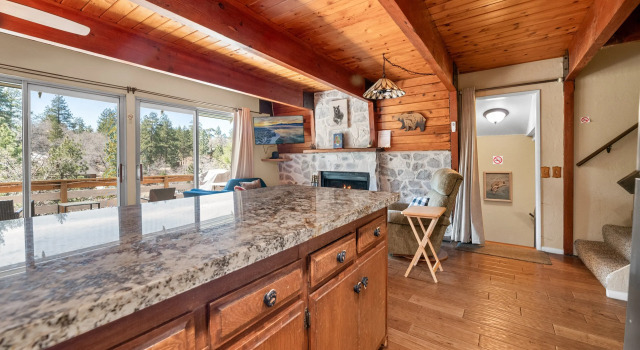 Bear Claw Inn, Забронировать Отель Биг-Бэар-Сити San Bernardino Mountains