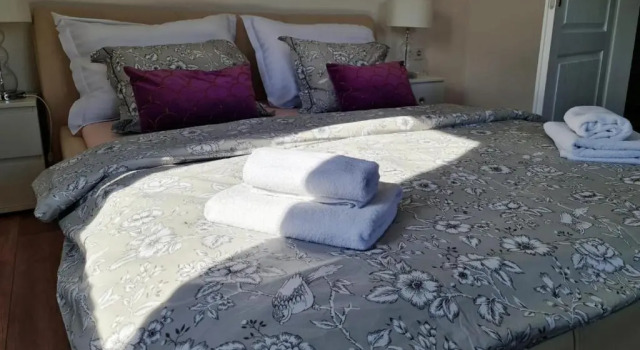 House Wisteria, Book Hotel Rakovica Karlovac county