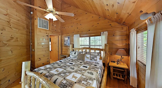 View W/ Hot Tub, Sauna, Theater & Pool! 2 Bedroom Cabin, Забронировать Дом для отпуска Уильямсберг Great Smoky Mountains National Park