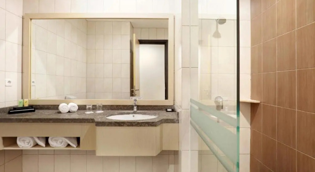 Двухместный номер Deluxe Swiss-Belinn Panakkukang