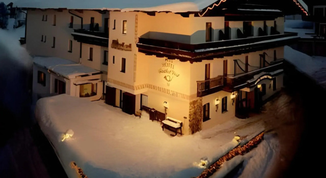 Hotel Post Abtenau, Забронировать Отель Отели Tennengau с бассейном, Бассейн