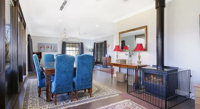 River Verse - On the Ovens, Book Hotel Porepunkah Victorian High Country