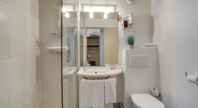 Трёхместный номер Hotel Chagnot
