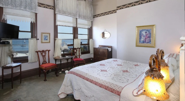 Номер Premium The Palace Hotel