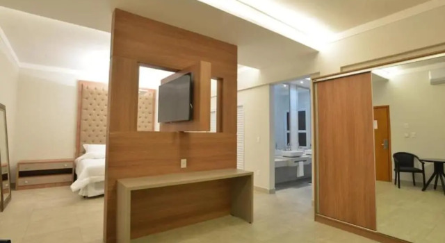 Люкс Presidential с балконом Habitat Prime Hotel