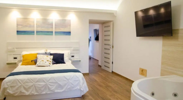 Artemide Arco Antico Suite & Spa