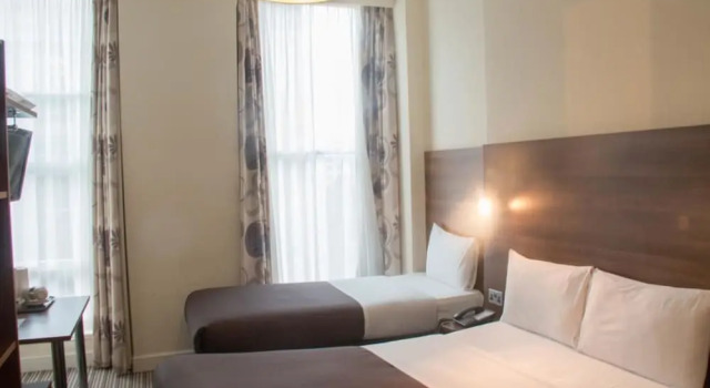 Трёхместный номер Standard Rennie Mackintosh Art School Hotel