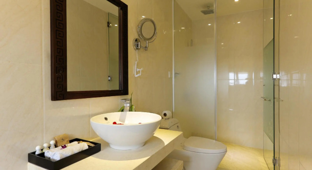Полулюкс River Suites Hoi An