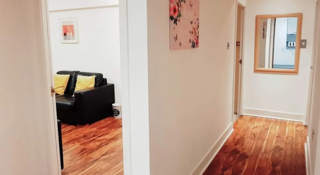 Stunning Spacious  Flat In Glasgow City, Забронировать Апартаменты/квартира Глазго Стратклайд, рядом с Подвесной мост Портленд-Стрит