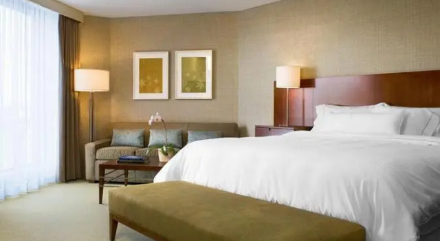 Номер Deluxe The Westin Toronto Airport
