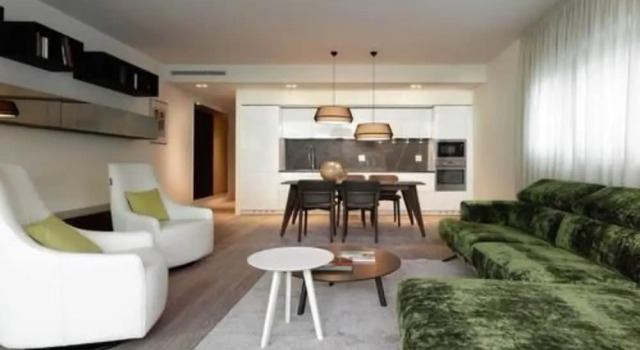 Luxury modern design apartment over the Como Lake, Book Lejlighed Hoteller i Laglio med pool, Swimmingpool
