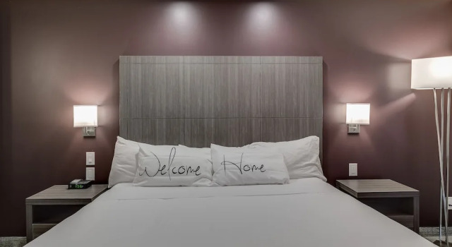 Люкс Business Home Inn & Suites Saskatoon South