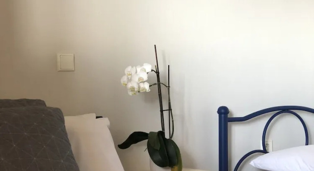 Апартаменты с балконом и с видом на море Red Coral Apartments