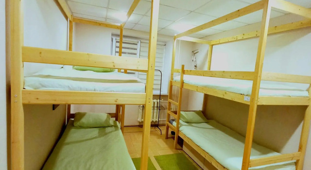 Кровать в общем номере (женский номер) Best'a Hostel (Беста Самара)