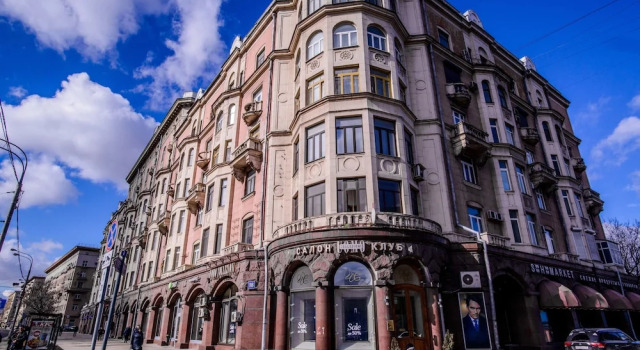 DomGdeTy Apartments on Kutuzovsky 18, Book Apartment Hotels in Moscow with Parking, Parking