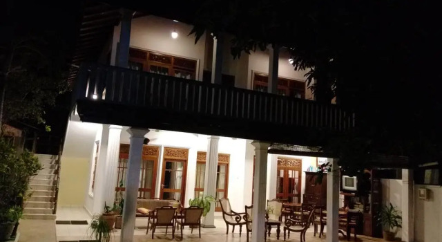 Surf Villa