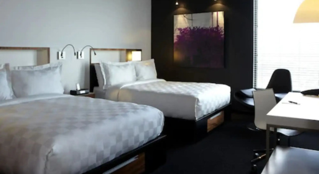 Alt Hotel Toronto Airport