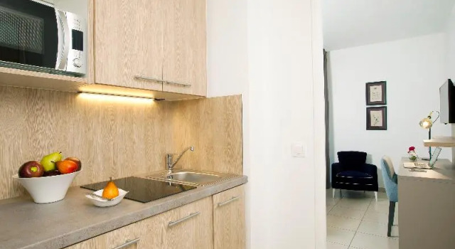 Номер Standard с балконом Residhome Bordeaux