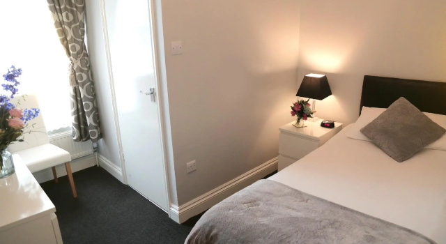 Одноместный номер Standard East Beach Hotel