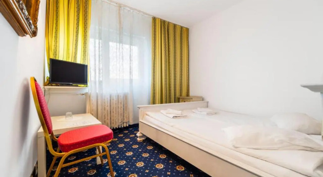 Номер Economy Hotel Cetate