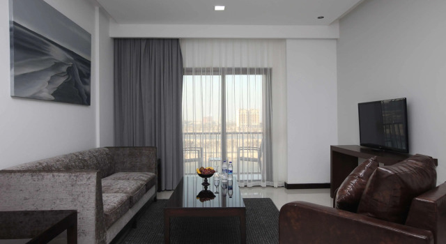 Люкс Golden Tulip Al Khobar Suites