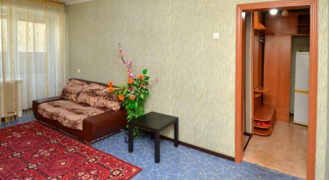 1 komnatnye apartamenty na Saduakasova 24, Забронировать Апартаменты/квартира Отели Акмолинской области с парковкой, Парковка