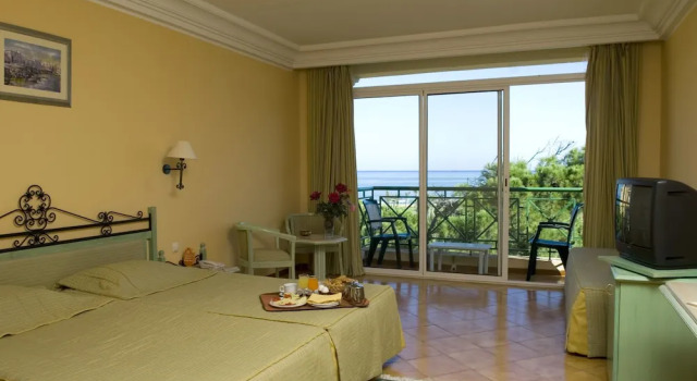 Трёхместный номер Standard с видом на море Hotel Dar Ismail Tabarka