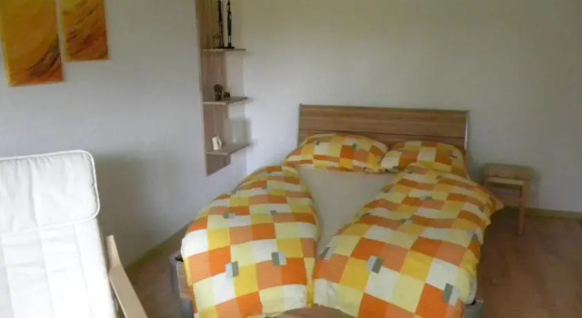Makaazi, Prenota Hotel Bolligen Canton Berna