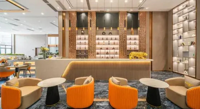 Poltton Century Hotel（Yangjiang  Jinshan Road ）, Book Hotel Yangjiang 