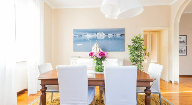Villa Ida in Lenno with 3 bedrooms and 2.5 bathrooms, Забронировать Вилла Коттеджи Пьемонта, Коттедж
