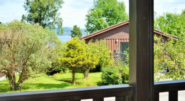 Holy Loch Lodge, Забронировать Отель Хантерс-Куэй 