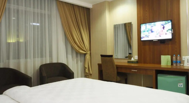 Graha SUMSEL, Book Hotel Gambir Jakarta