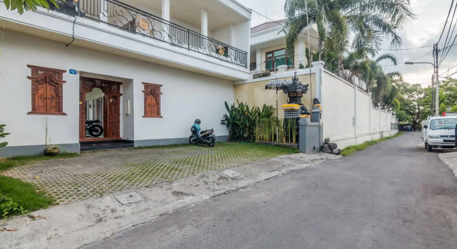 ZEN Rooms Denpasar Mertasari, Забронировать Отель Денпасар Denpasar Municipality