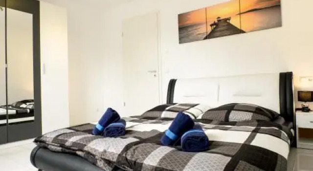 Design Apartment Metzingen, Reserva ahora Apartamento Hoteles en Baden-Wurtemberg con aparcamiento, Aparcamiento