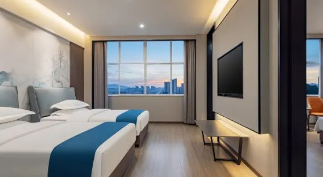 Семейный люкс Deluxe c 1 комнатой Zhu Jing International Hotel