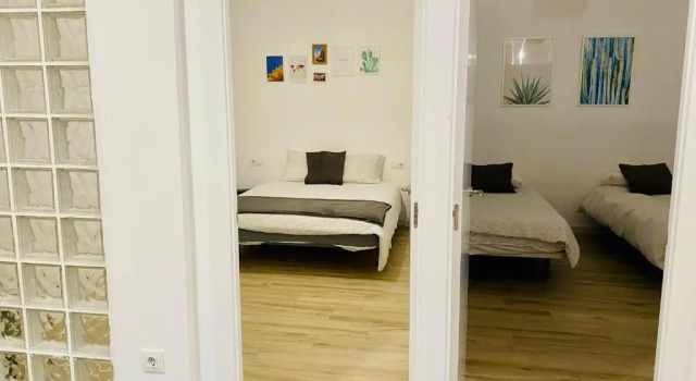 Апартаменты с 2 комнатами Flamenca Triana - Apartamento Totalmente Equipado Wifi 2D sofas camas 2 baños