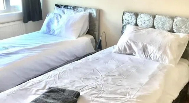 Exclusive 3 Bedroom House, Rezervați Hotel Hoteluri de 3 stele în Derbyshire, 3*