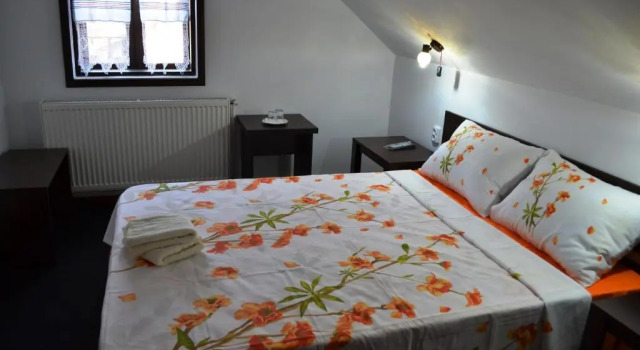 Casa Lia, Rezerwuj Hotel Valea Putnei Suczawa