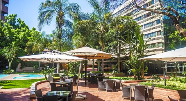 Двухместный номер Executive Southern Sun Pretoria