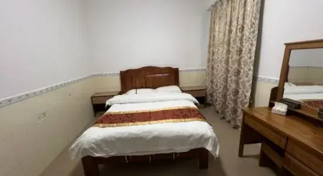 Люкс Business Vienna Hotel Shenzhen Fuhua Road