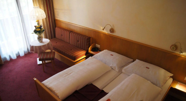 Der Tröpolacherhof Hotel & Restaurant, Rezerwuj Hotel  