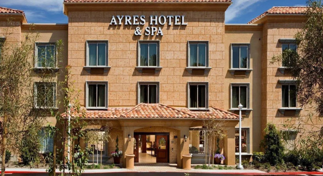 Ayres Hotel & Spa Mission Viejo – Lake Forest